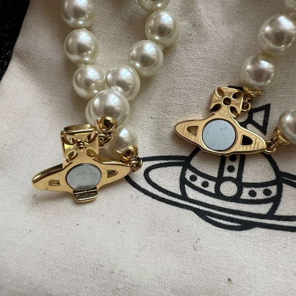 Vivienne Westwood Graziella Faux Pearl and crystal Choker Necklace - Picture 5 of 9